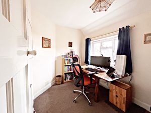 Bedroom- click for photo gallery